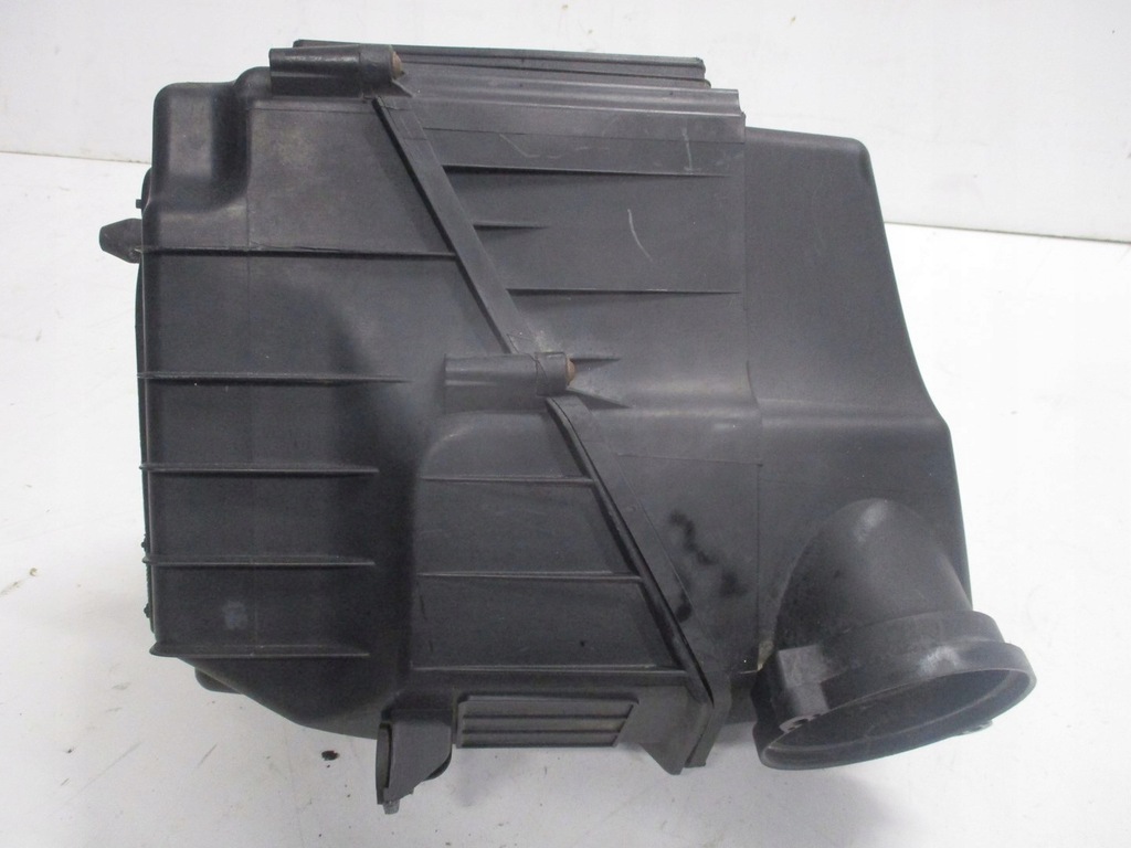 фото №6, Корпус фильтра воздуха audi a8 4e0 059133823e