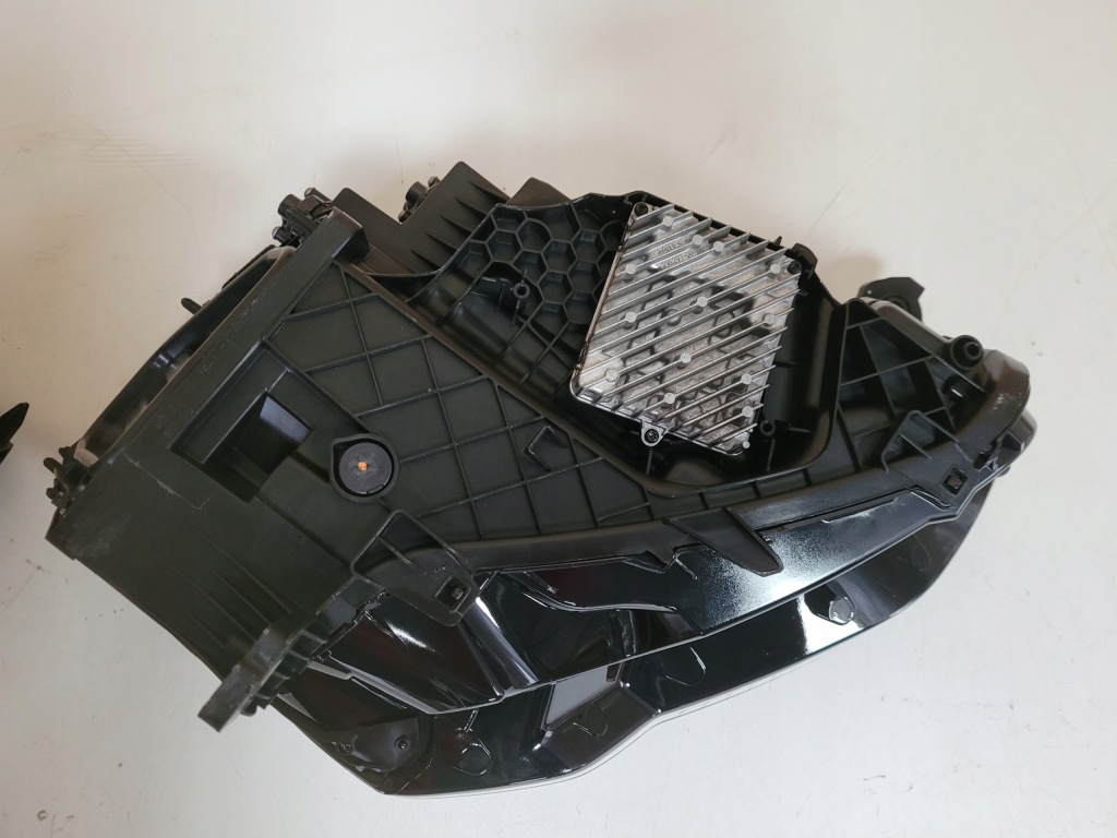 Фара audi q3 full led 83a941033 83a941034 в Україні