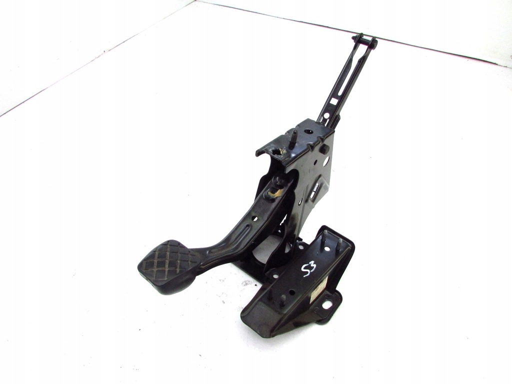 фото №1, Audi s3 8l педаль тормоза europa 8l9721058