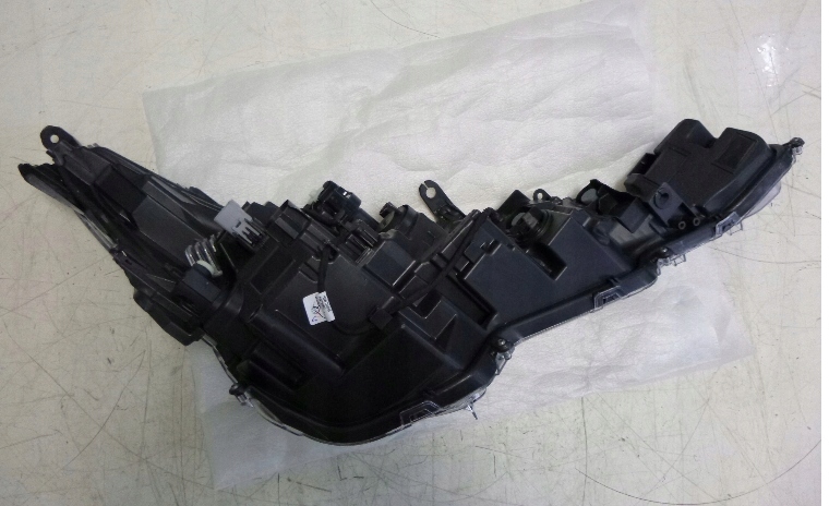 фото №6, Toyota corolla xii e21 лампа левый перед full led