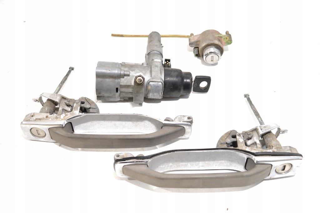 фото №1, Замок запалювання ключ замок кришки ручка mercedes w126 s klasa