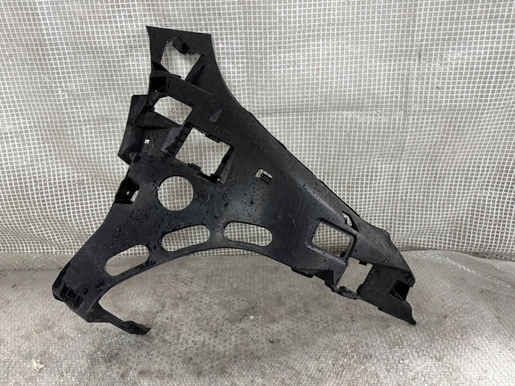 Купити Mercedes sklasa w217 правий напрямна бампера