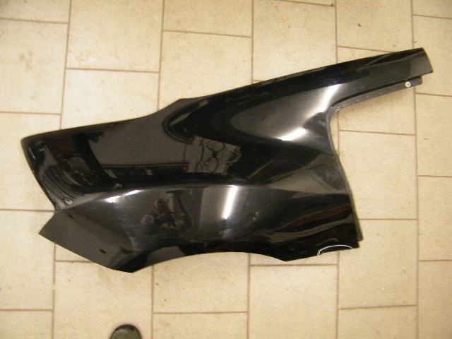 фото №1, Audi r8 420 крыло правый задняя задний 06-