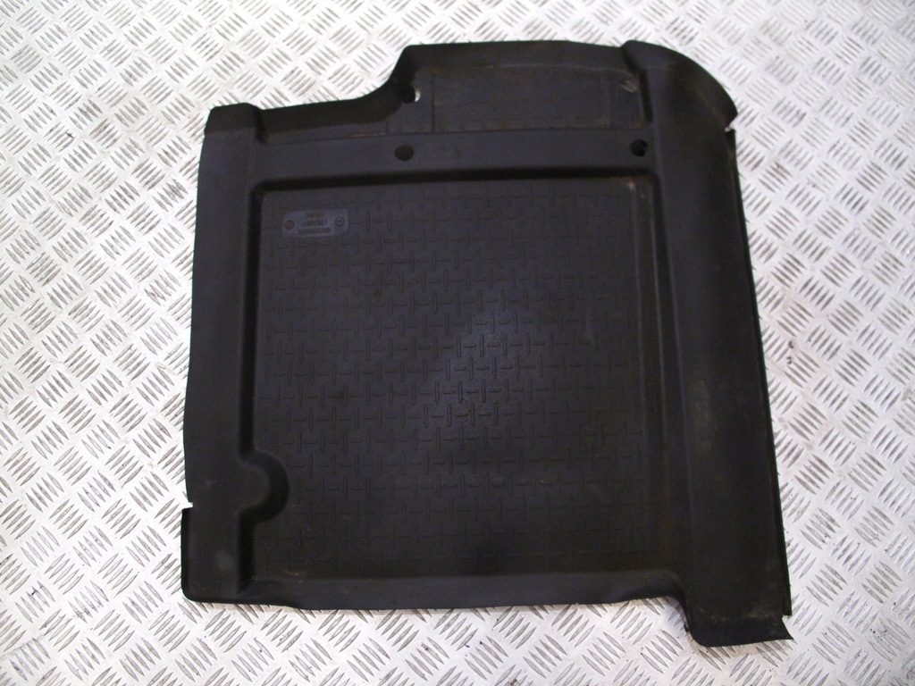 фото №1, Обшивка коврик резиновый элемент левая scania r малый