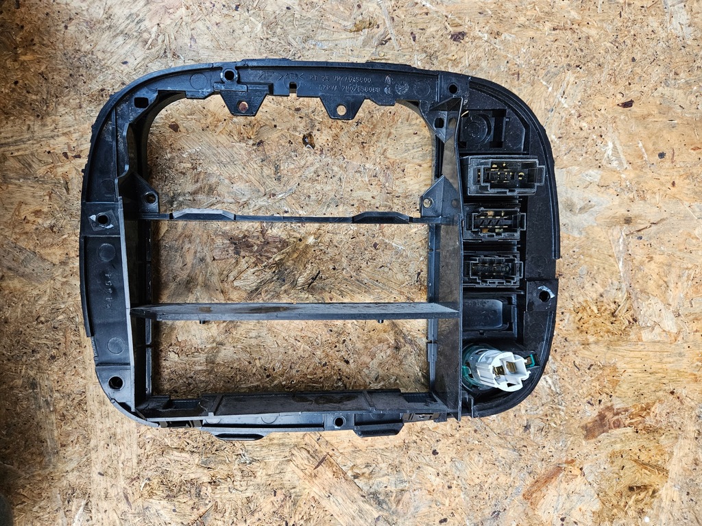 фото №7, Sharan alhambra galaxy mk1 рамка корпус радио 7m0858089n