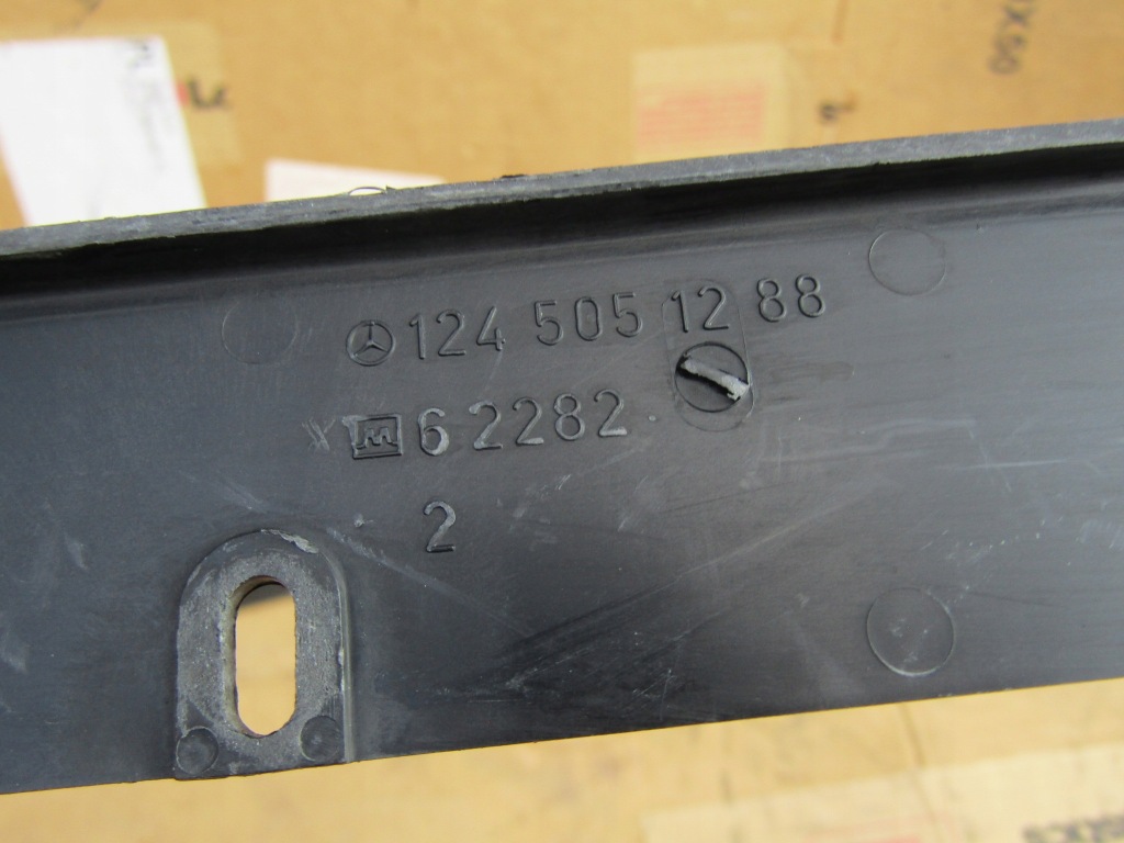 12 mercedes w124 93-96 3.0d захист бічна радіатора води e klasa Зі Шроту