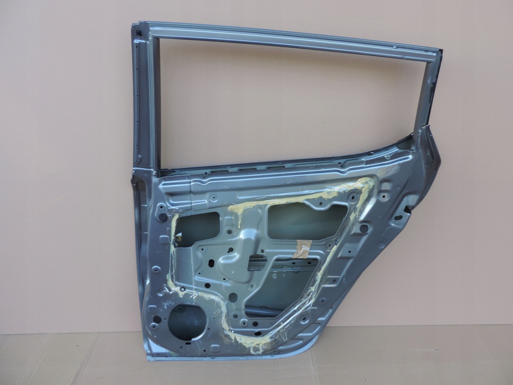 фото №11, Nissan leaf ii 2017 2018 дверь задние правое