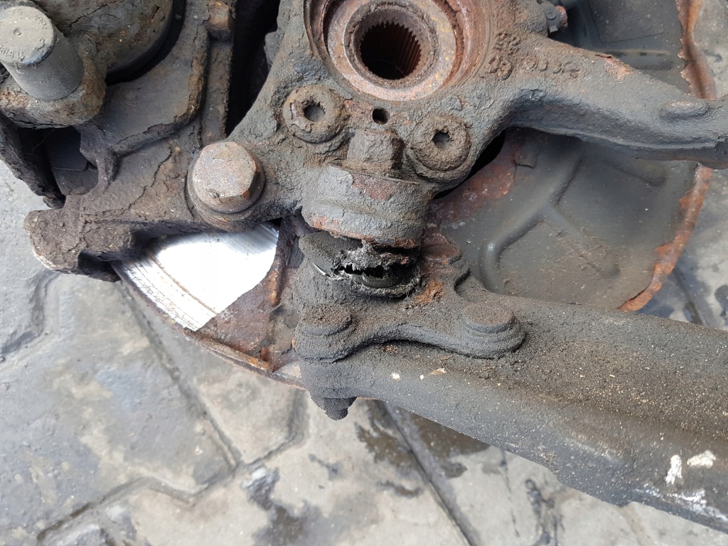 фото №6, Vw tiguan i 5n 06-15r 1.4 tsi амортизатор поворотный кулак правая перед