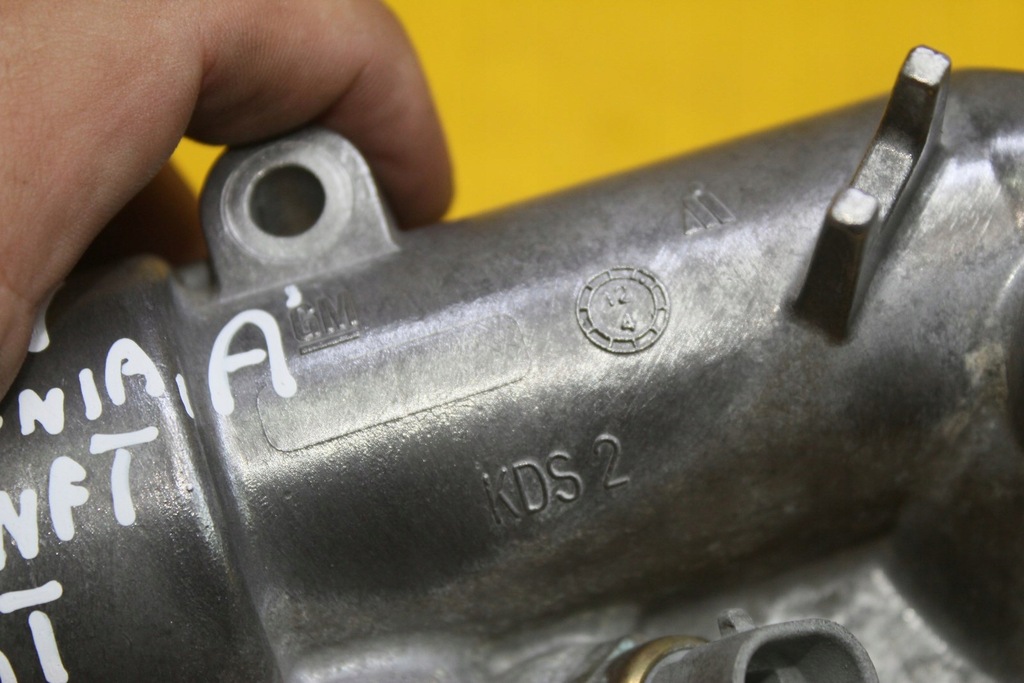 фото №9, Корпус термостата insignia 2.0 t a20nft 12599085