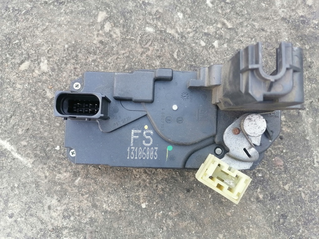 Купить Opel astra h замок дверь задний  правый 13106003 fs