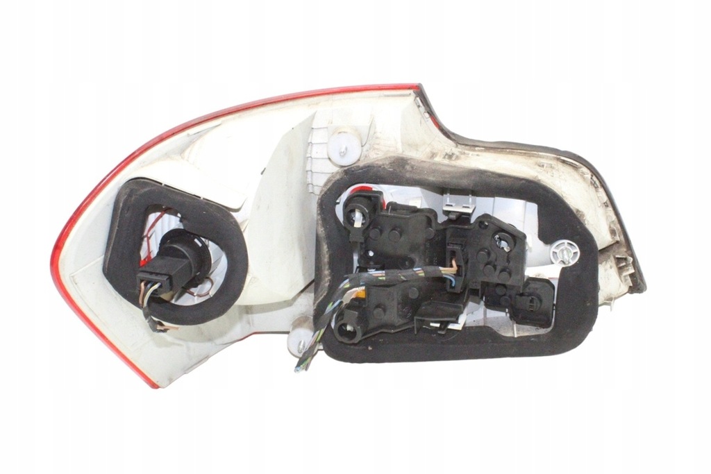 фото №8, Лампа правая задняя bmw 1 coupe e82 6924520 3.0l бензиновый 225kw 2009