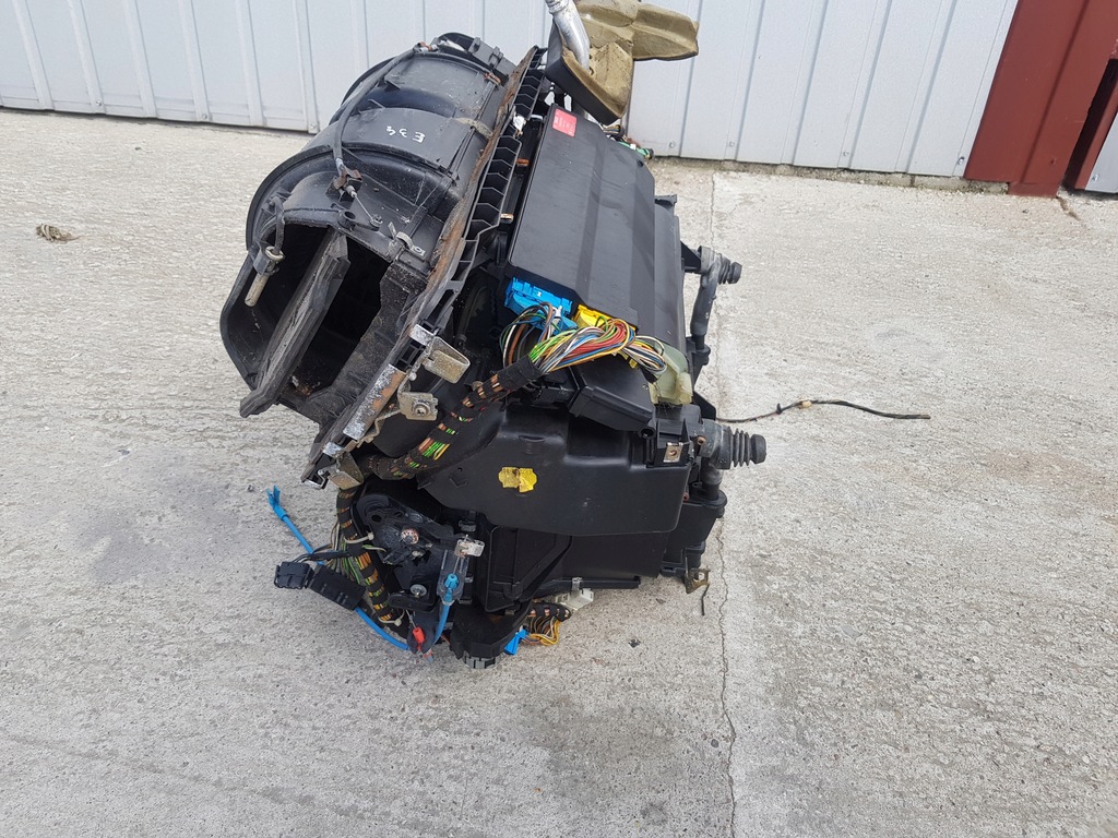 фото №11, Отопитель комплектная bosch оригинал 8 390 038 bmw e34 520i 525i m50b25nv