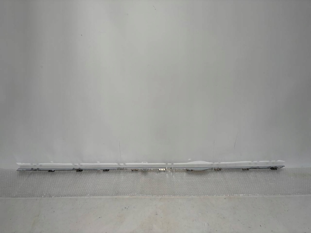 Купити Хром накладки порога правий tesla model s lfit