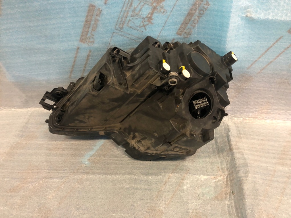 фото №2, Skoda оригинальный номер 57b941016b лампа full led