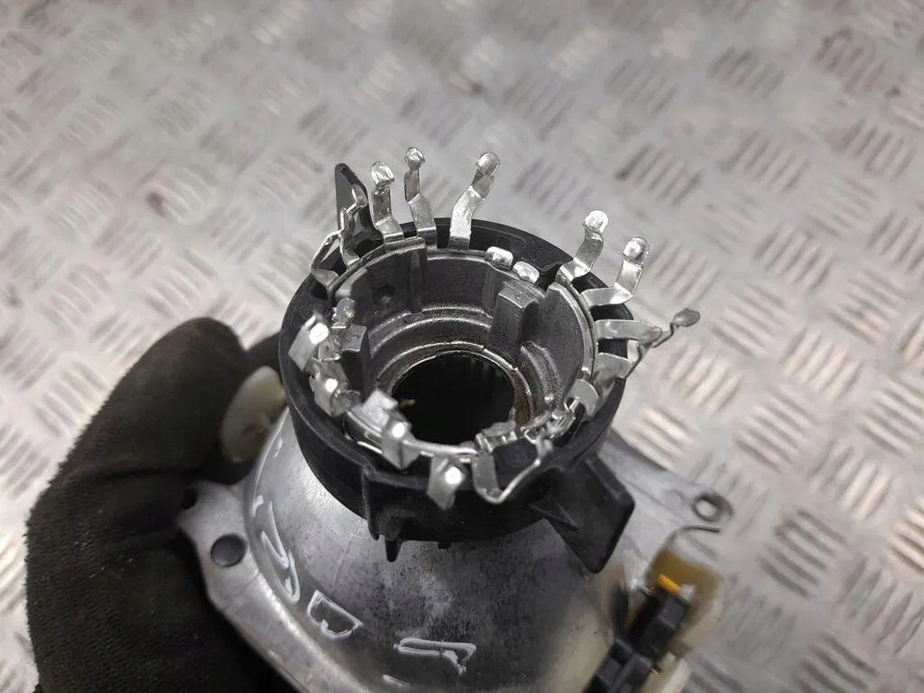 фото №9, Захист лампи передньої chevrolet corvette 90059845 6.2l бензиновий 2015