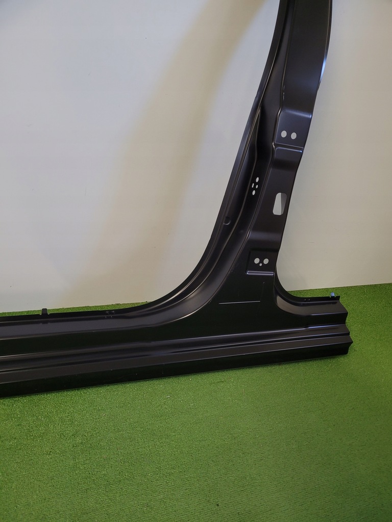 фото №5, Opel corsa f левый порог обшивка порог левая блок двигателя подкрылок рамка левая