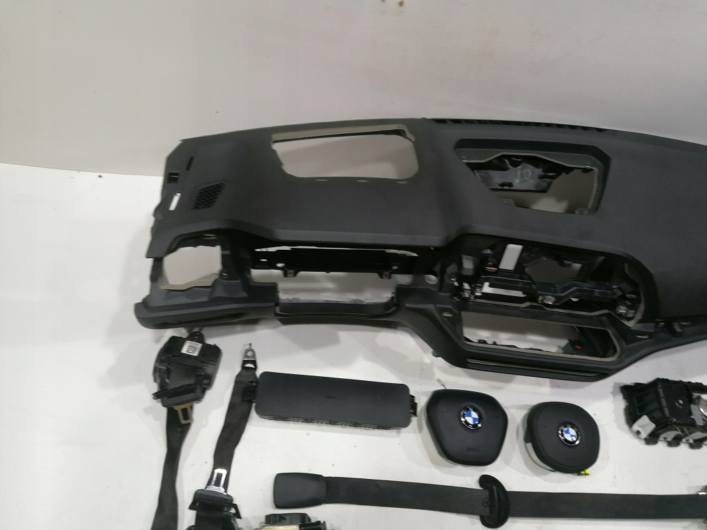 фото №6, Bmw 3 g20 g21 g23 приборная панель панель  подушка безопасности подушки безопасности ремни оригинал демонтаж