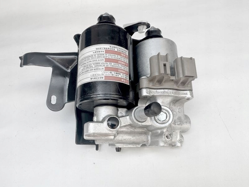 фото №1, Toyota auris ii lift yaris насос гальмівна abs 47070-12010