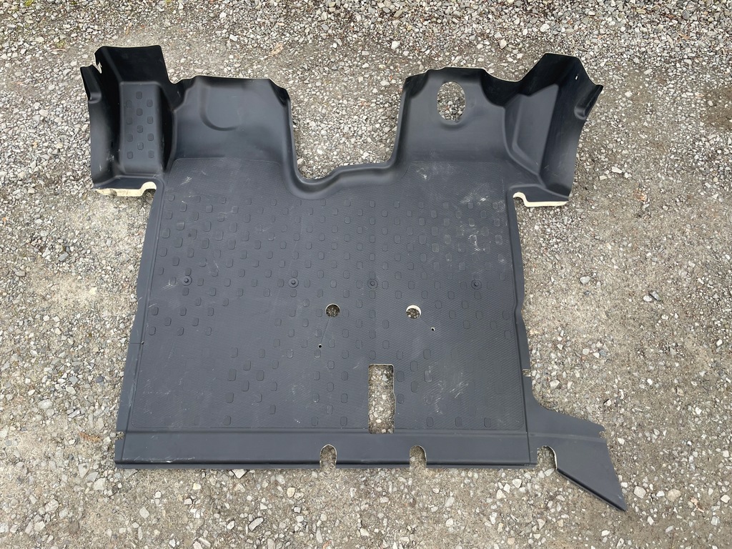 фото №1, Обшивка коврик салона renault trafic iii 22 uk