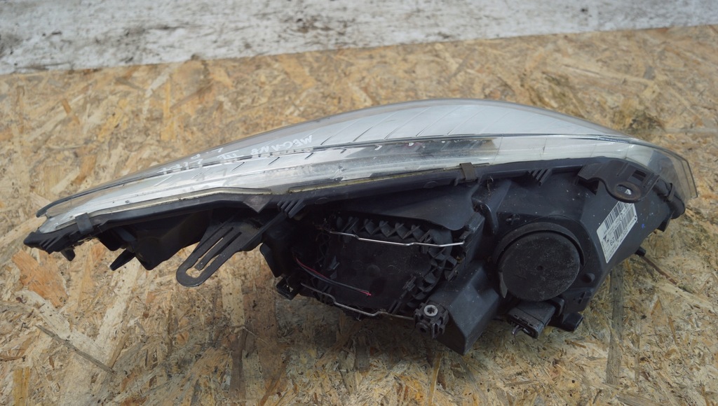 фото №8, Лампа левый перед renault megane iii lift 12-13