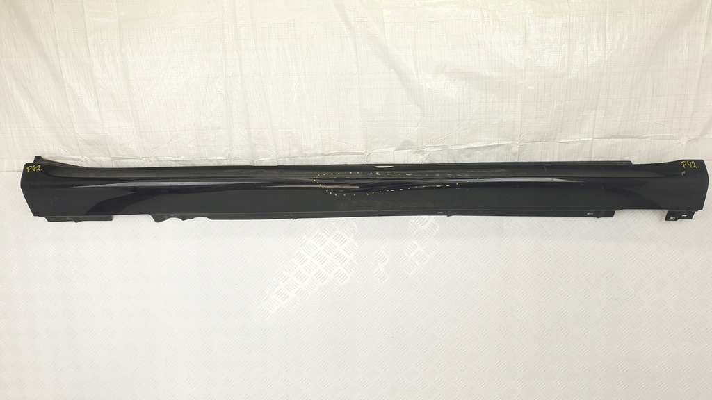 фото №1, Porsche macan 95b молдинг поріг права поріг правий