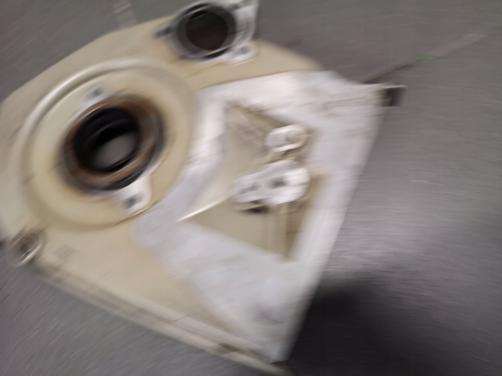 фото №5, Корпус распределительного вала audi a8 d2 3.7 aew 077109145