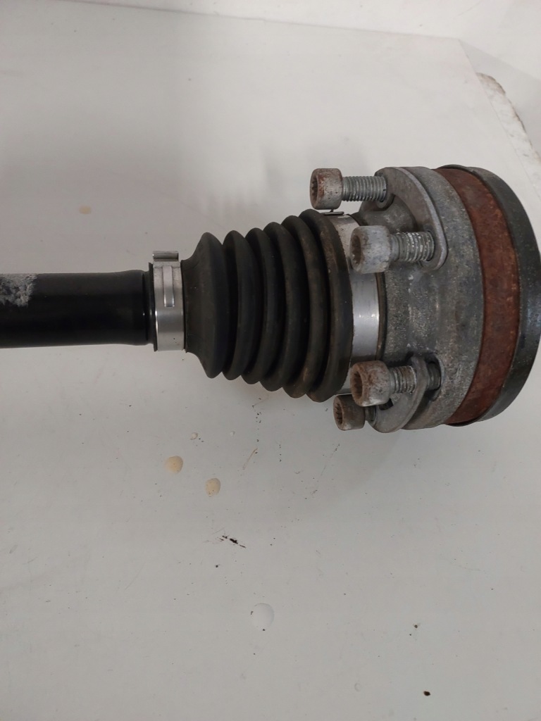 Приводной вал левая 1.8 2.0 tfsi vw seat skoda audi 2k0407271e в Украине