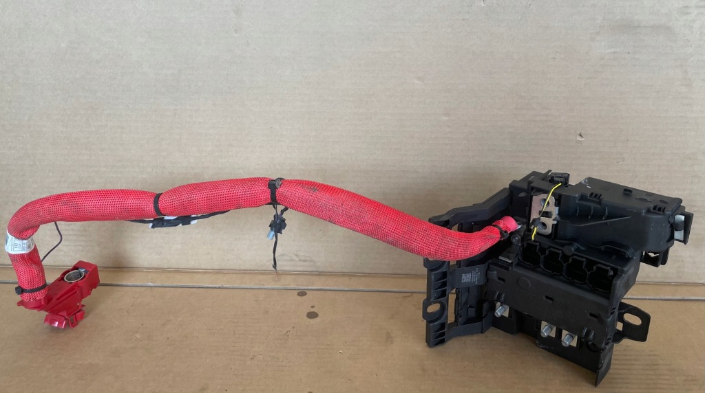 фото №1, Bmw x3 g01 x4 g02 предохранитель пиротехнический распределитель тока 6841704