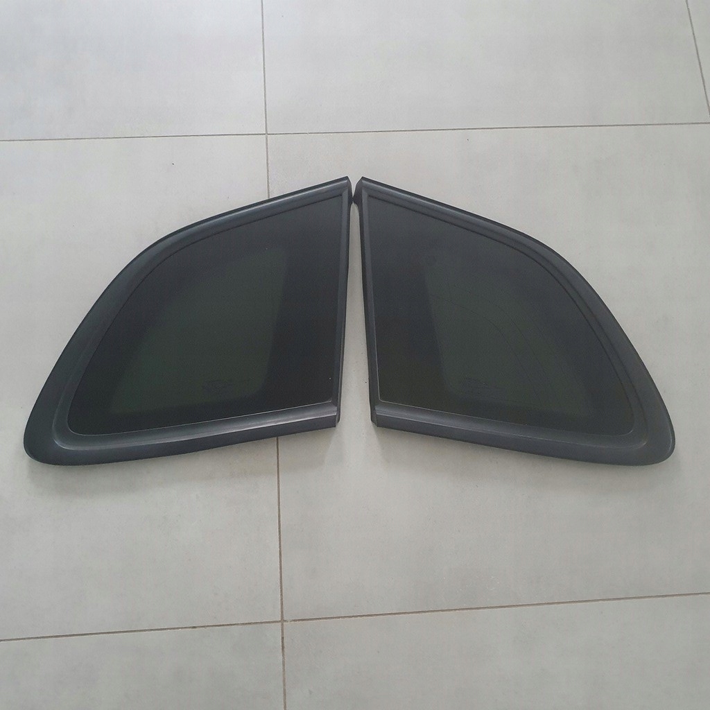 фото №1, Стекло кузовные jeep cherokee kl левая