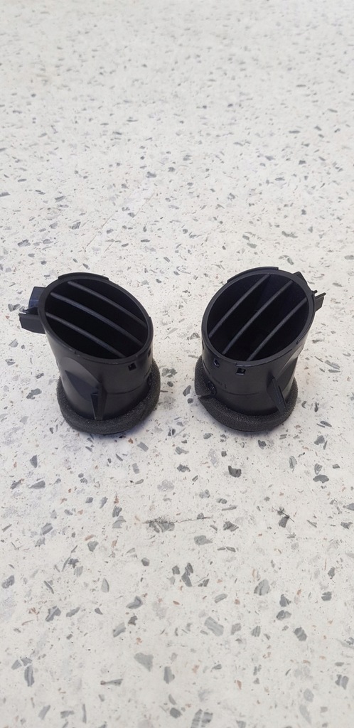 фото №1, Решётка обдув mitsubishi colt vi cz пара