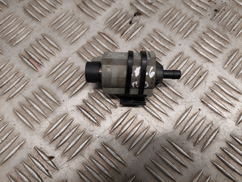 фото №3, Porsche cayenne 92a 077906283d клапани