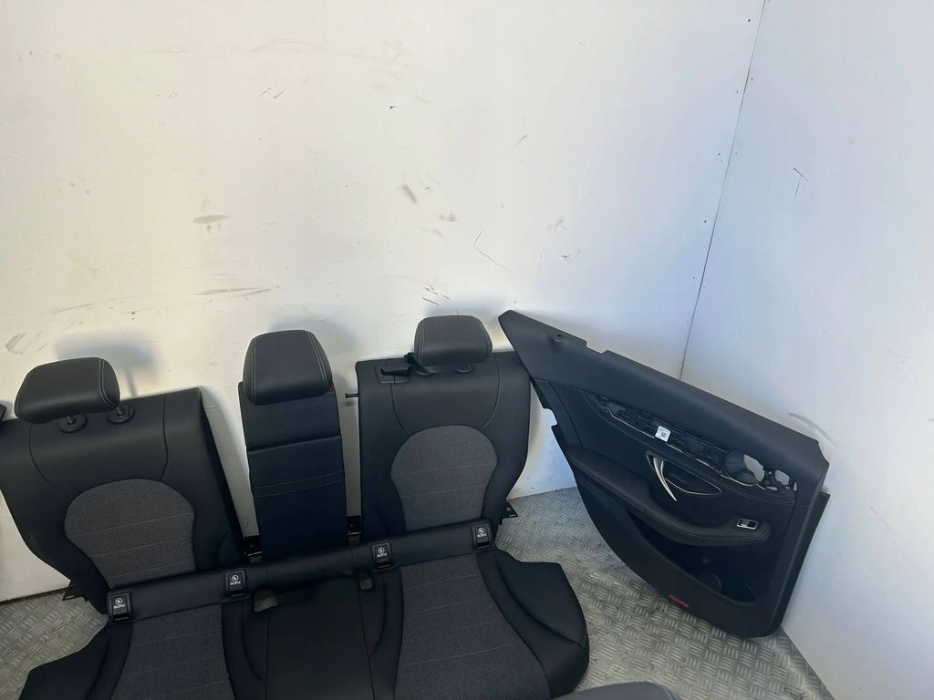 фото №7, Сидіння сидіння заднє сидіння обшивки mercedes w205 c-klasa europa idealne sedan