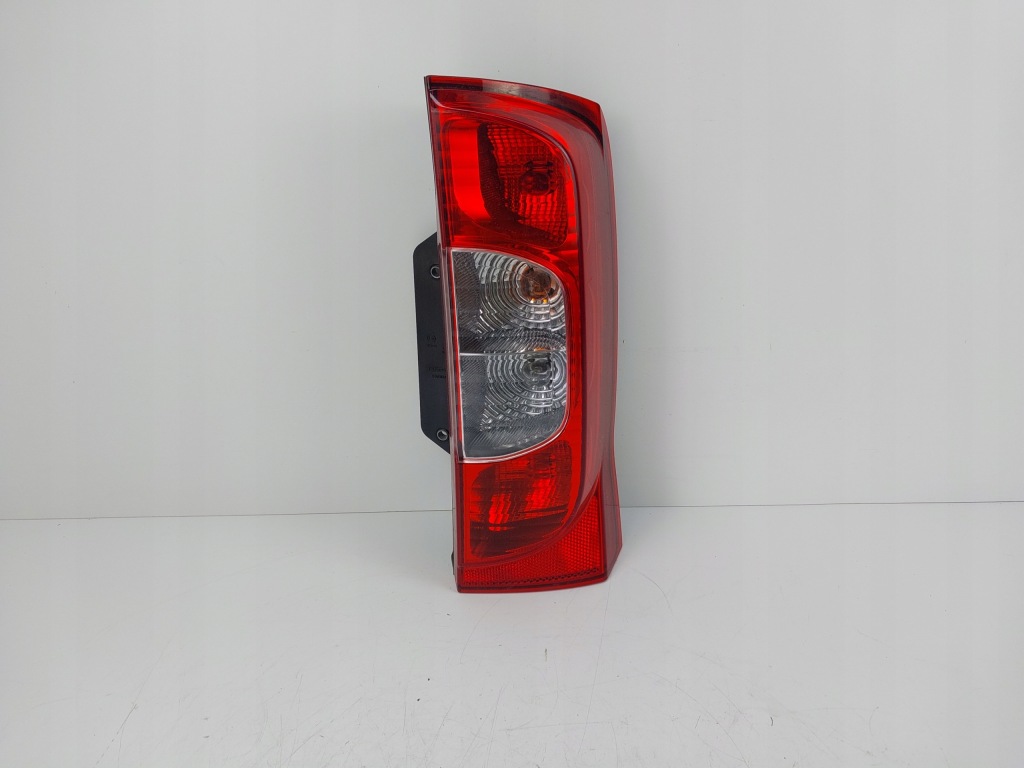 Купити Лампа правий задня 13204f 01358249080 citroen nemo