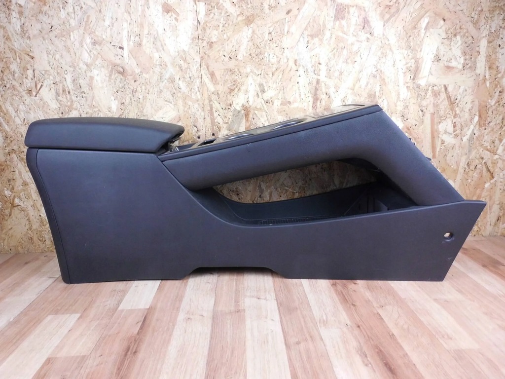 фото №7, Hyundai kona ev туннель средний подлокотник 84611k4000