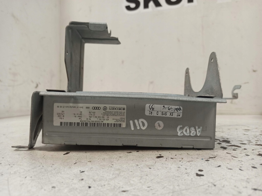 фото №1, Audi a8 d3 радіо тюнер радіо 4e0035541l 4e0910541l