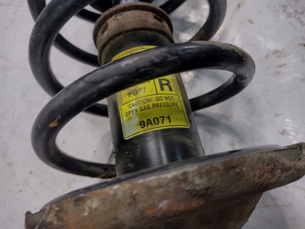 фото №14, Амортизационная стойка правый перед chevrolet lacetti 1,4 16v