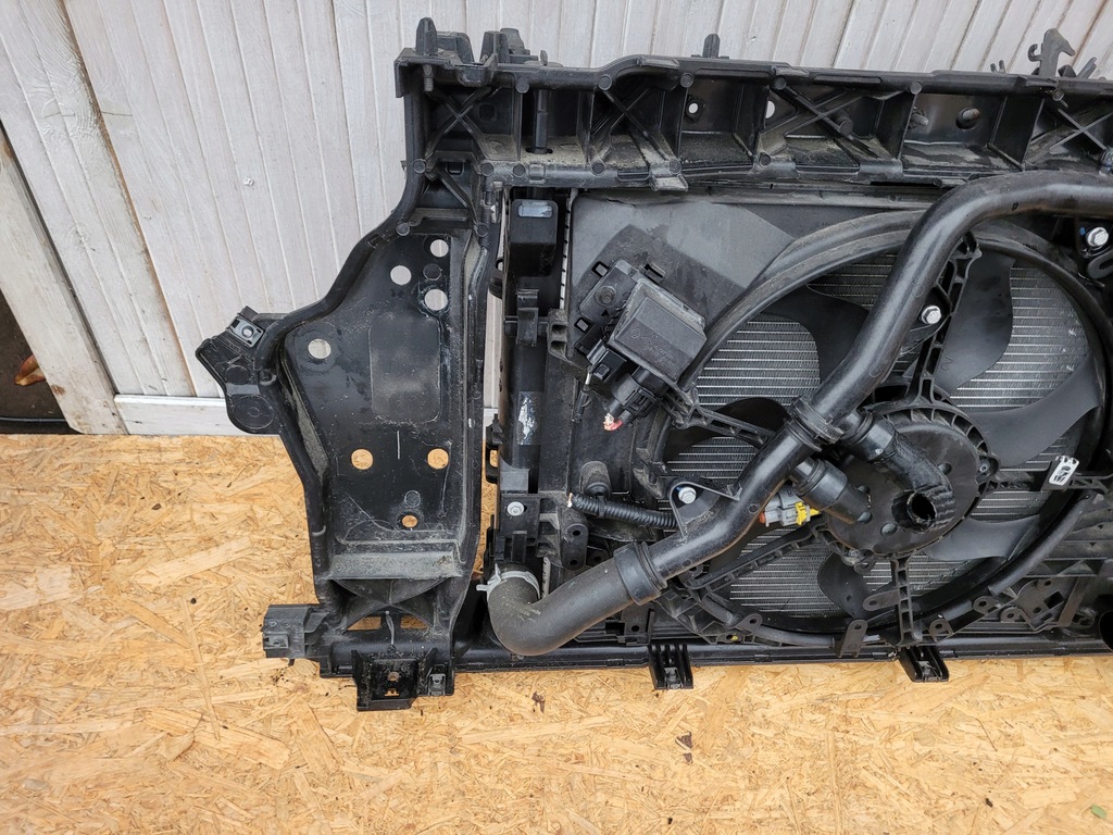 фото №12, Pas передній радіатор балка шторка renault clio v бензин