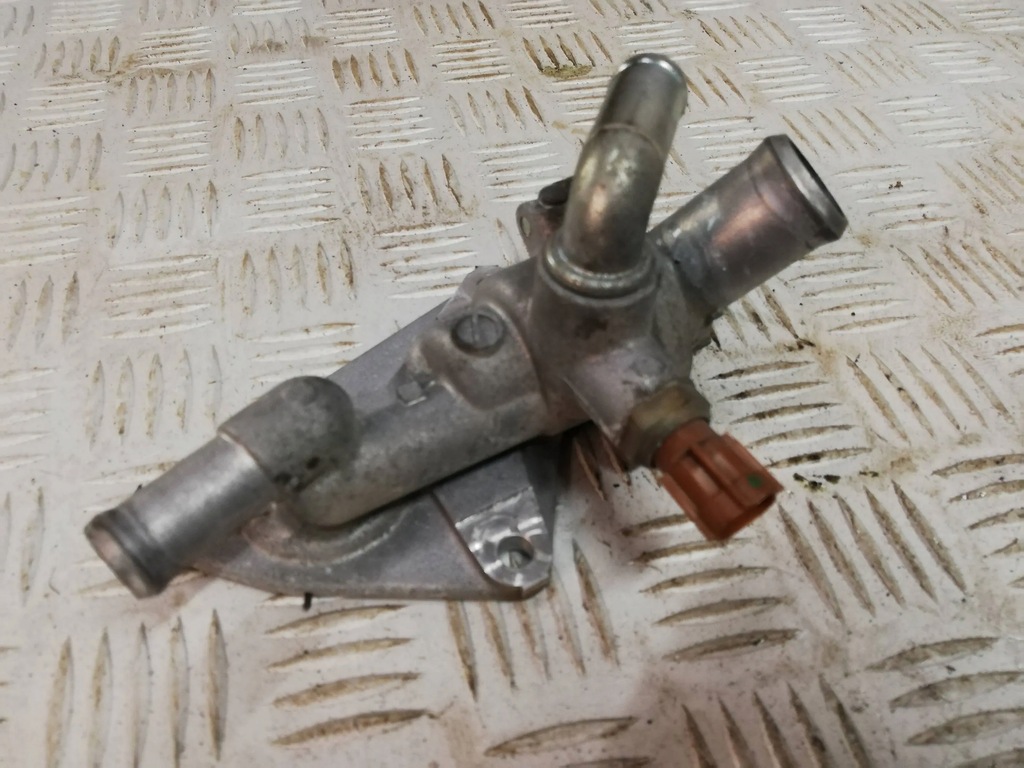 фото №1, Suzuki swift mk8 1,2 корпус термостата