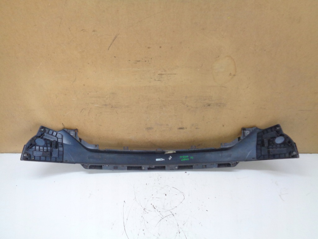 Iveco daily vi 6 молдинг бампера решётка радиатора решётка  перед 5801543604 в Украине