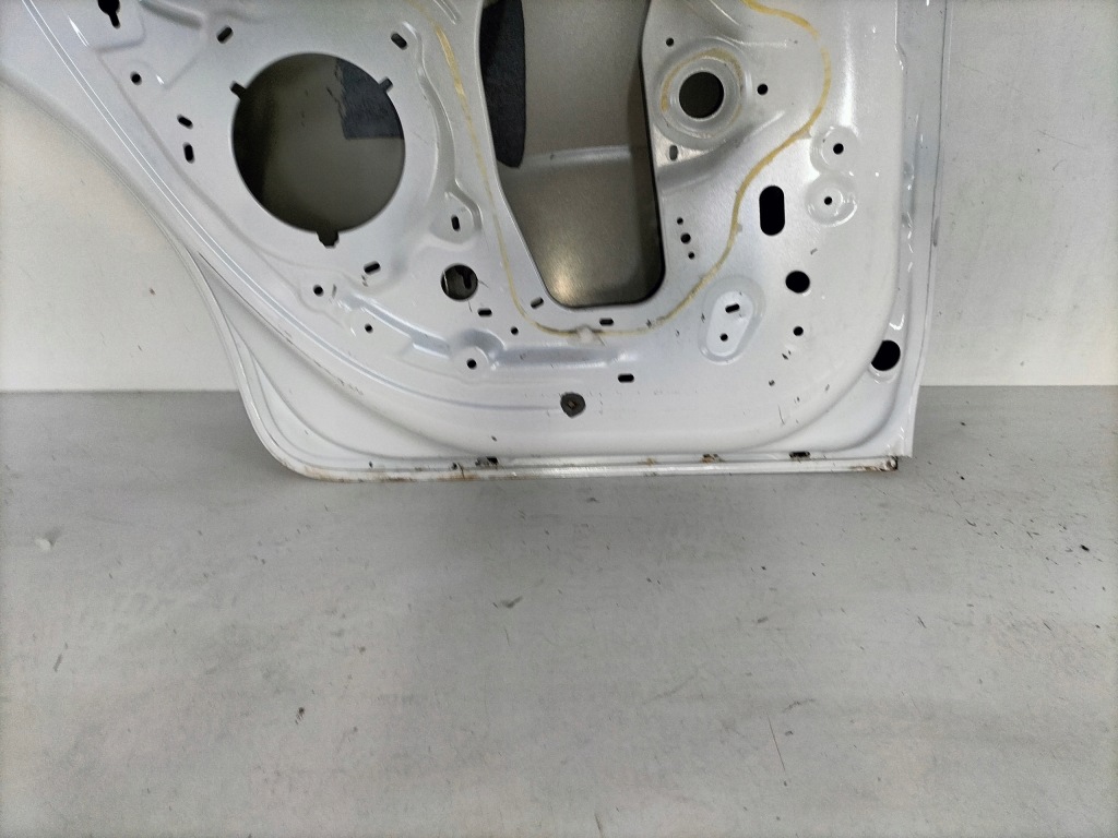 фото №8, Дверь задние задняя левая citroen c3 iii 16- версия bez накладки