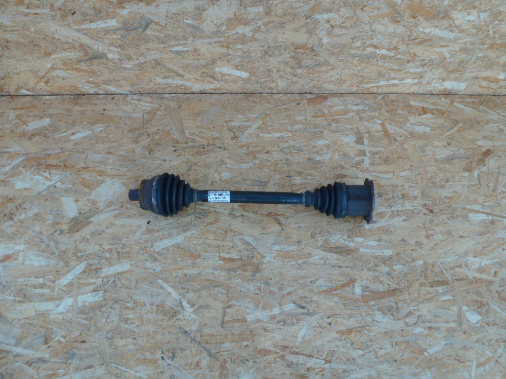 Купити Привідний вал правий audi a4 b6 b7 seat exeo 8e0407272s