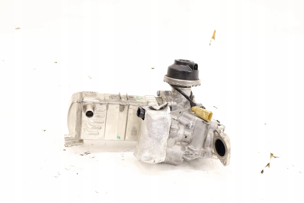 фото №2, Audi s5 8w радиатор выхлопных газов 059131501al