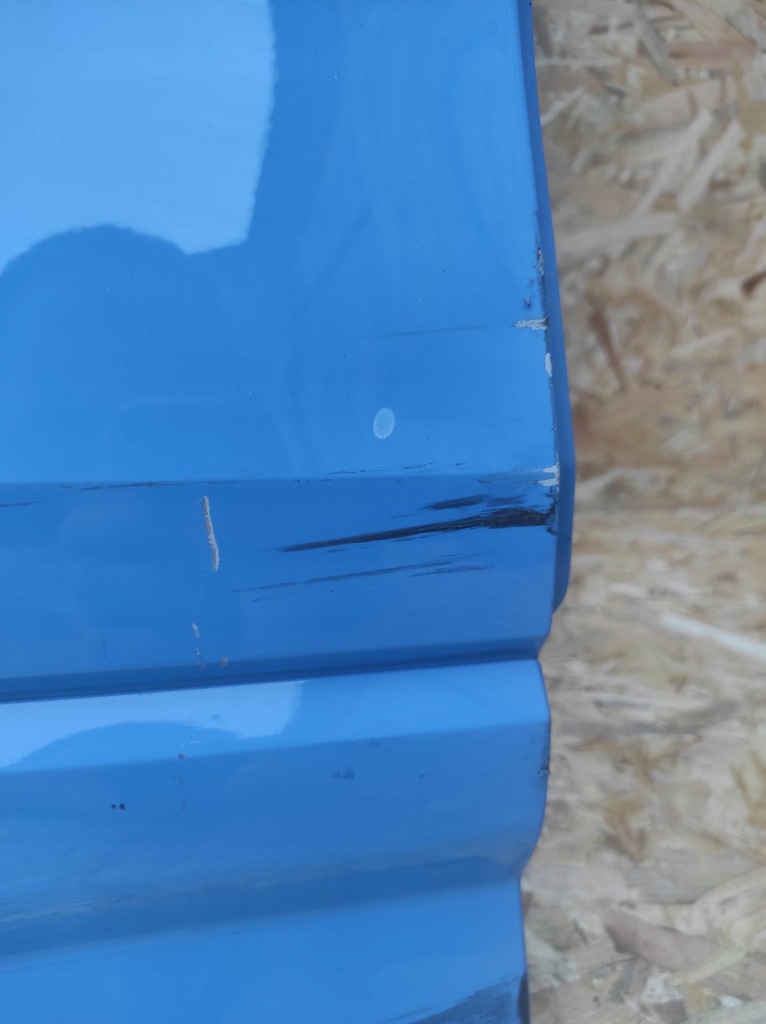 Дверь правое  задняя audi q2 81a Оригинал