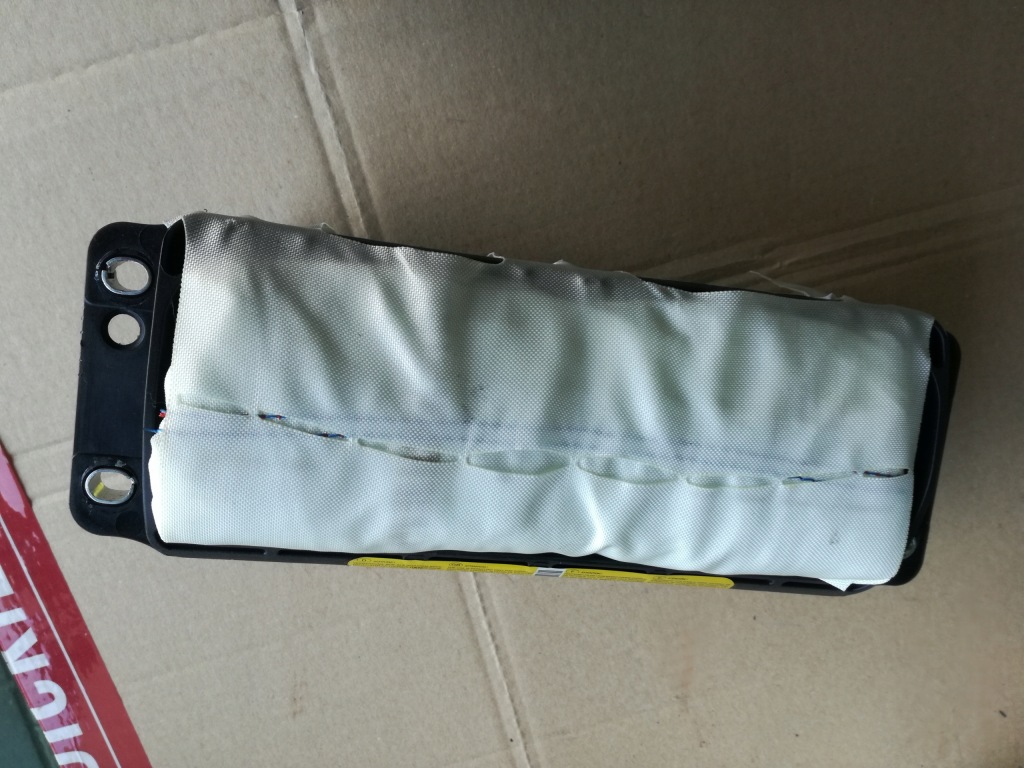 Купить Vw passat b6 подушка пассажира 3c0880204c