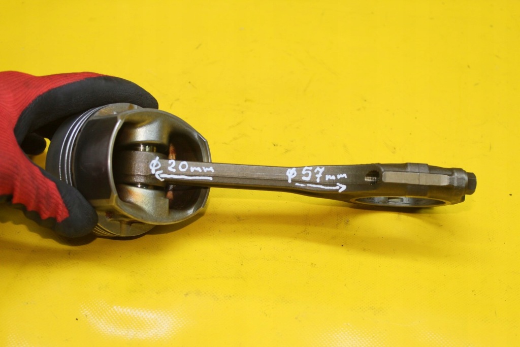 Поршень шатун phaeton 3,2 fsi bkl 84l88 021e Київ