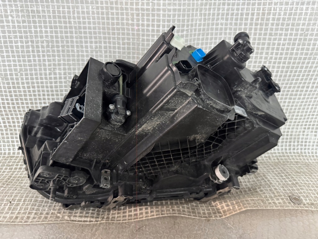 Bmw xm g09 правая лампа led Киев