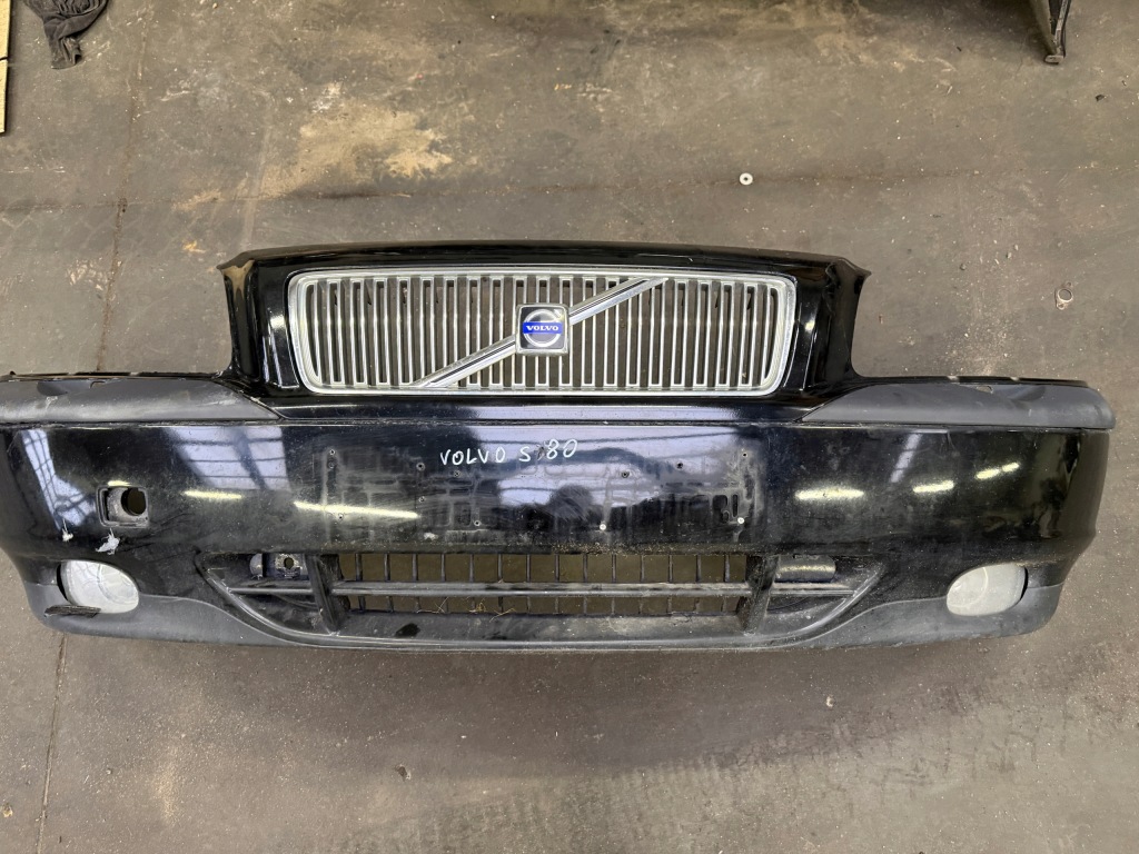 Купити Бампер передній перед volvo 850