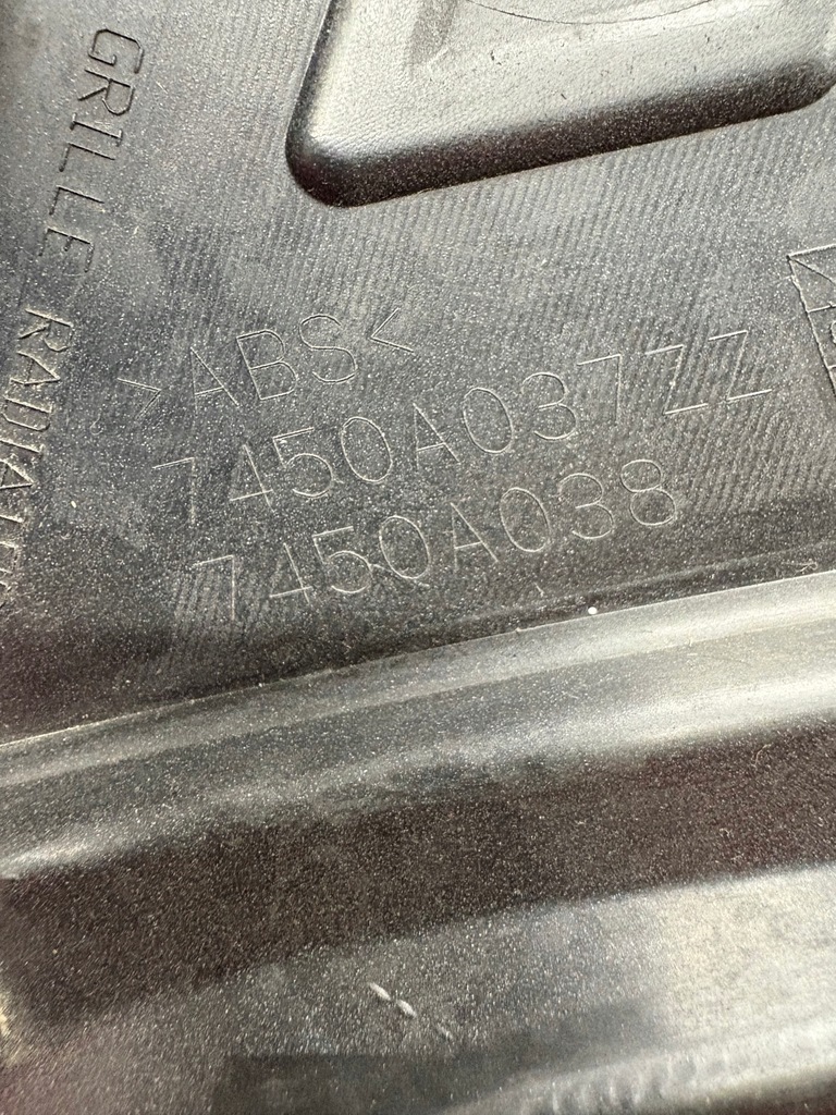 фото №9, Mitsubishi outlander ii решітка радіатора решітка радіатора радіатора 7450a037zz 7450a038