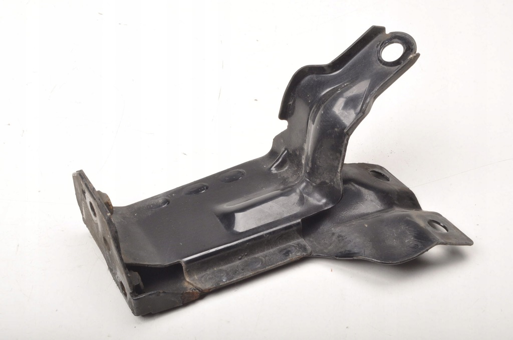 фото №1, Volvo xc60 i кронштейн радиатора левая