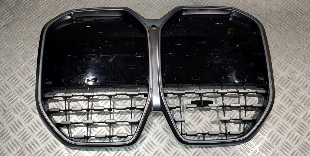 фото №11, Bmw i4 g26 m-pakiet gran coupe решётка радиатора бампера решётки радиатора решётка радиатора камера 9850177